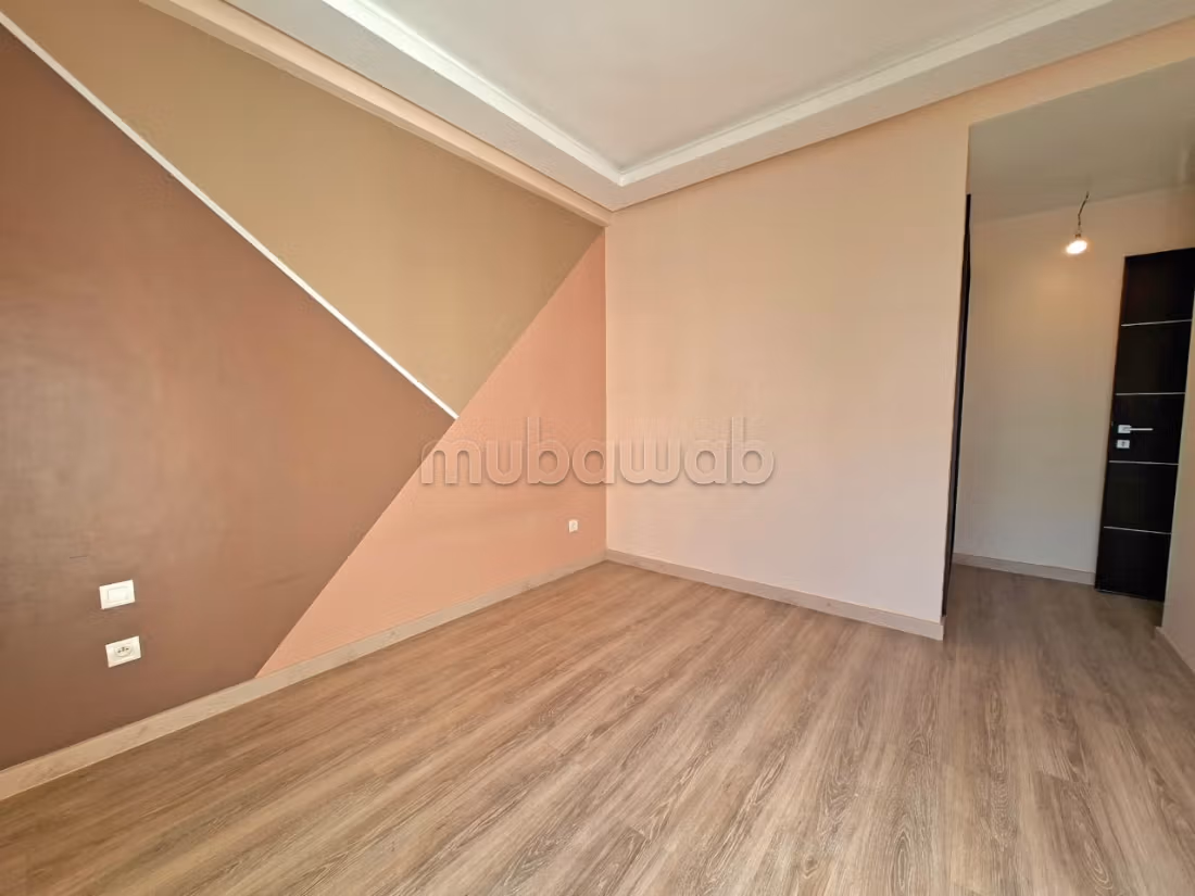 Appartement 3 Chambres à Louer à Bourgogne Ouest — 3