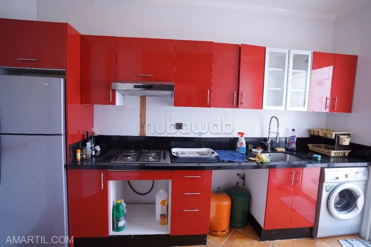Flat in eigendom te koop en te huur met zwembad op de boulevard van Martil