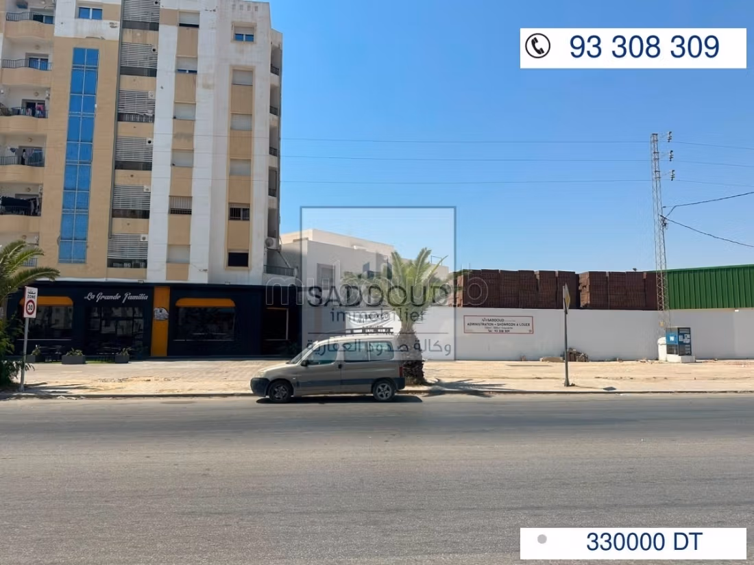 Terrain 1100m à vendre – Route matar klm 4.5