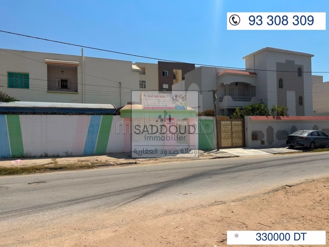 Terrain 1100m à vendre – Route matar klm 4.5