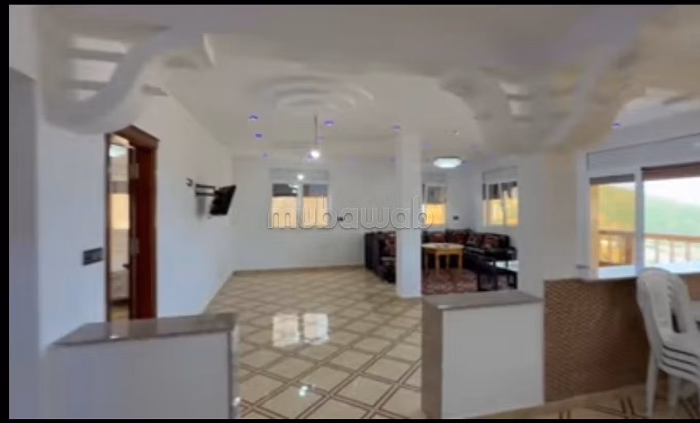 Casa in vendita a Tanger Ksar Sghir. 8 belle camere. Ben arredato