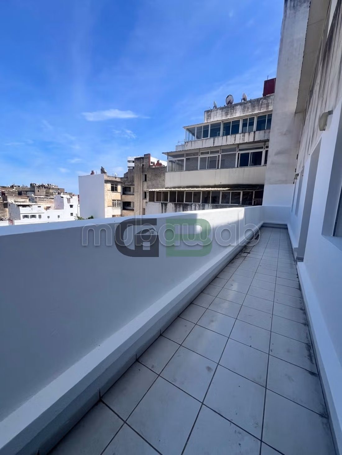 Apt, Balcon, 2 chambres vide, Proche Lyautey — 3