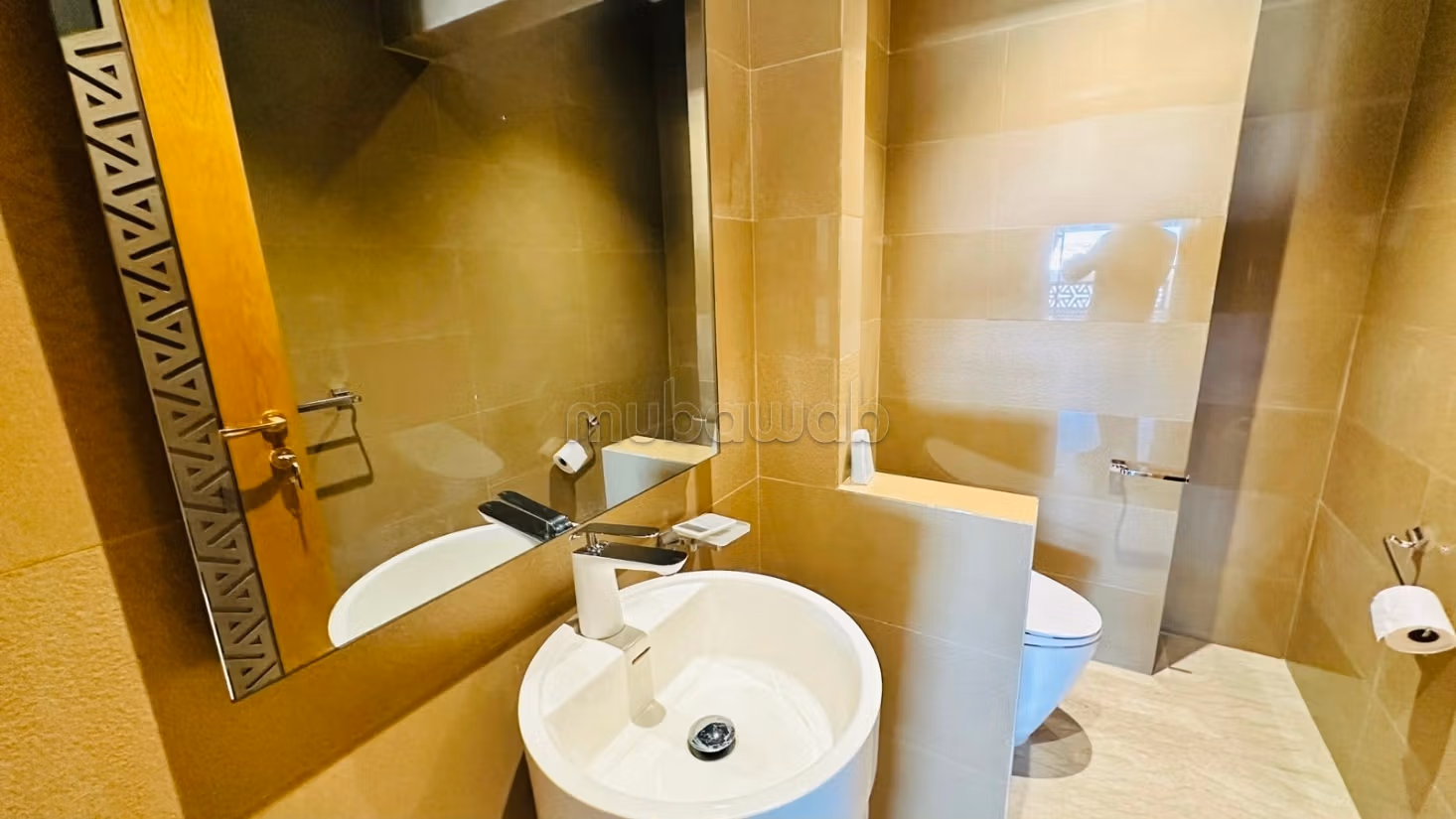 Location d'un appartement à Riyad.
5 pièces confortables.
Double vitrage et chauffage central — 2