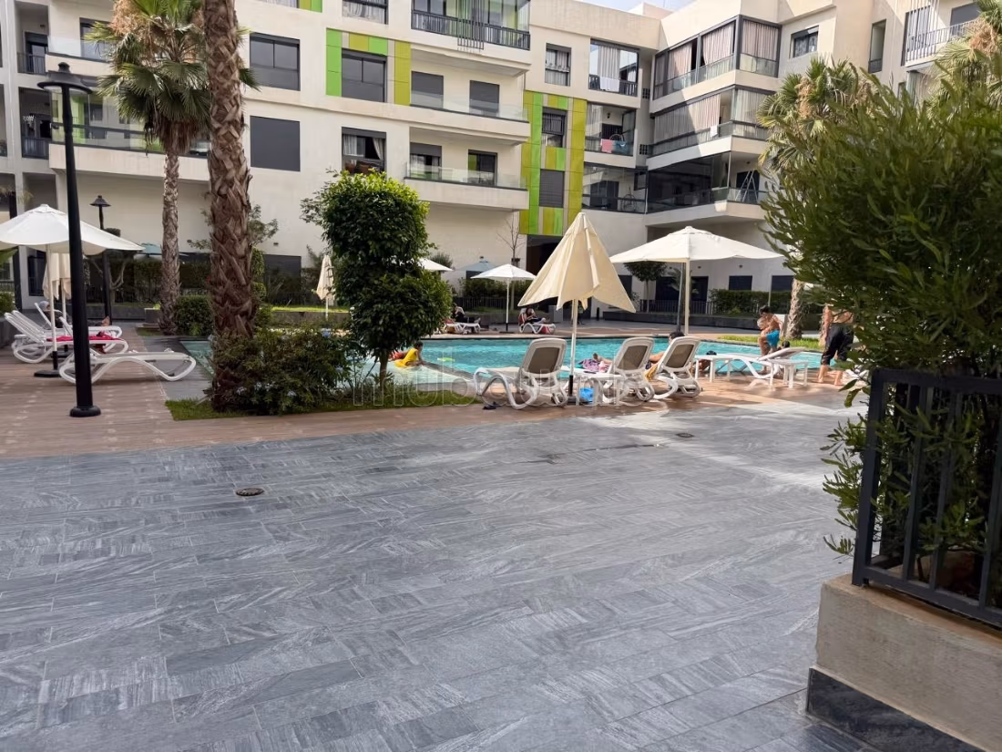 Appartement sans vis a vis meublé