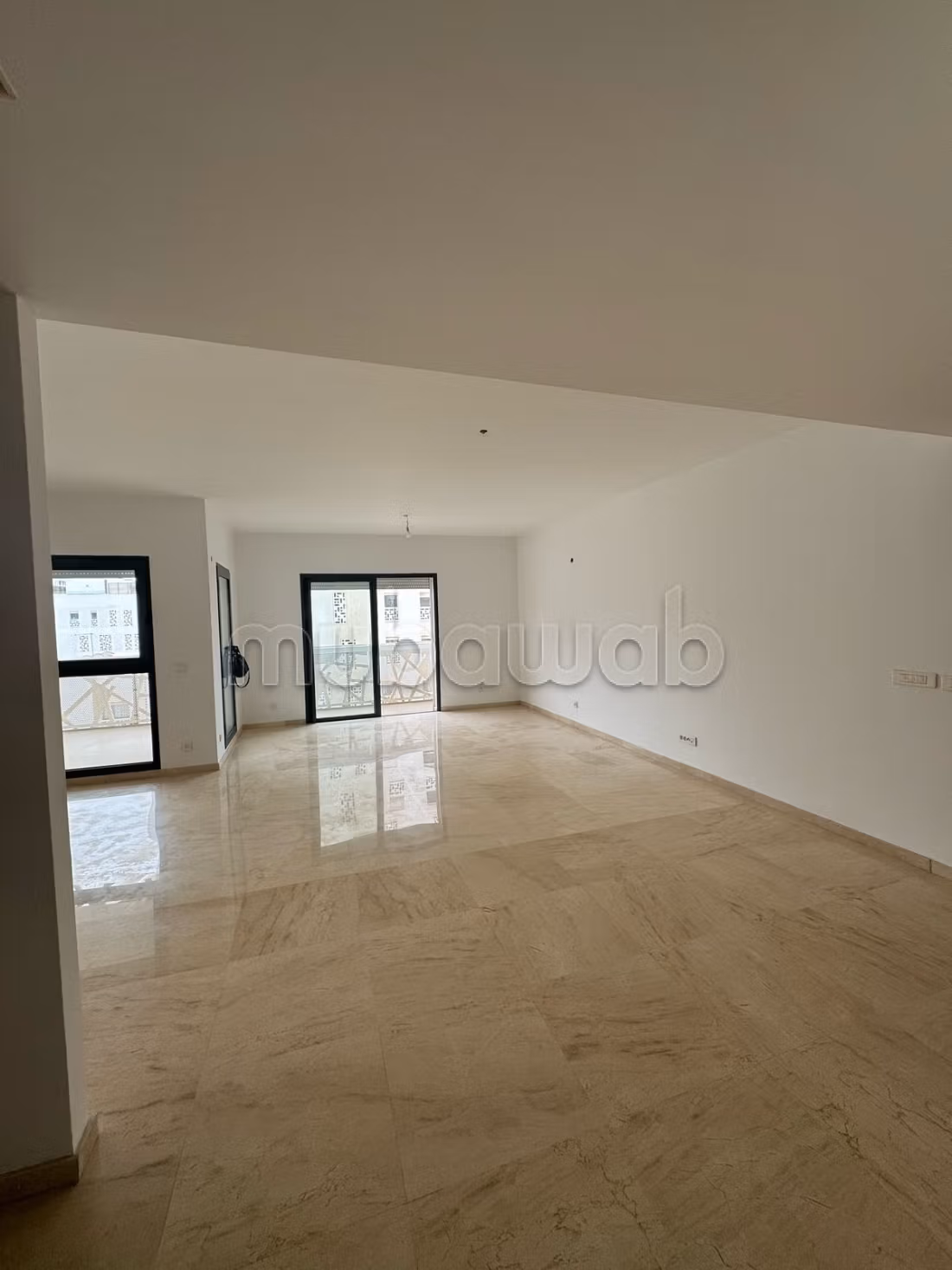 Appartement à Louer – Cœur de CFC — 2