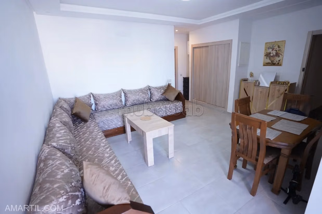 Appartamento elegante con piscina in affitto sulla corniche di Martil costa mar