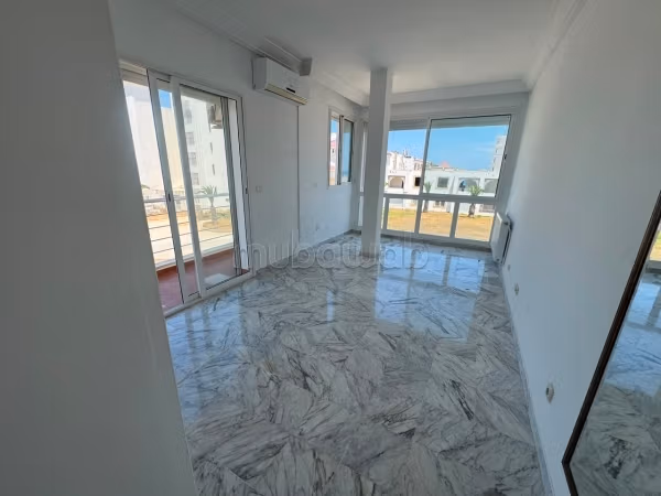 For rent an apartment in S1 in Gammarth