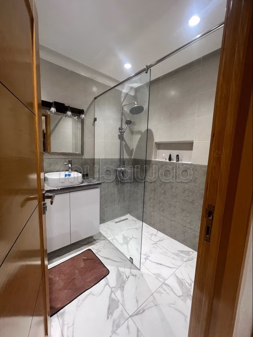 Bel appartement à louer bien situé haut founty — 4