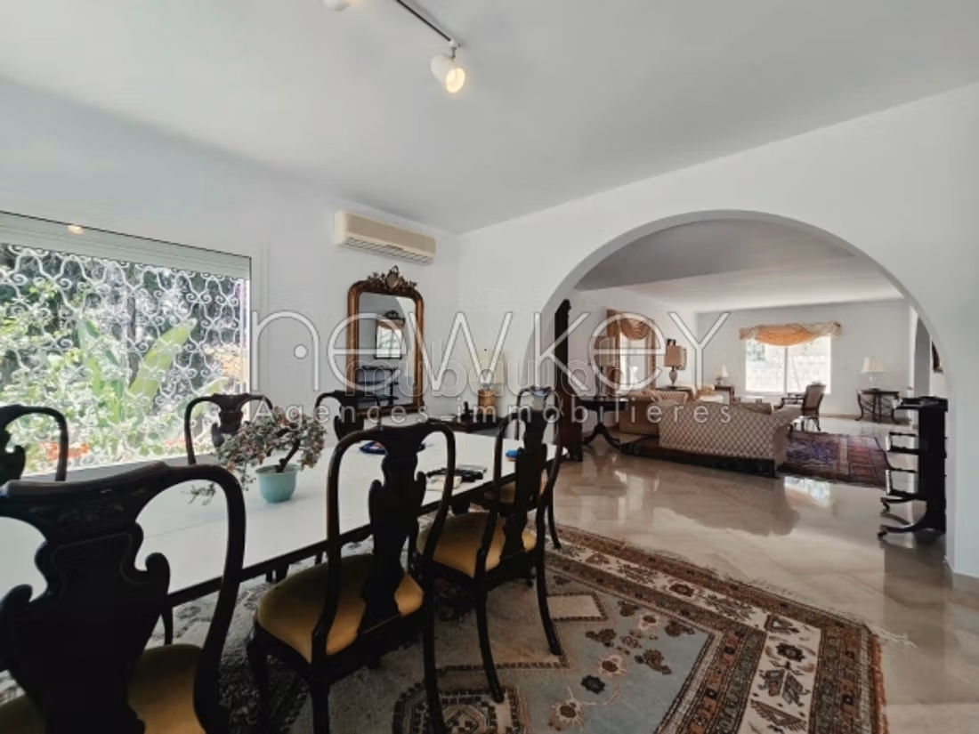 A louer une villa meublée s3 à Gammarth