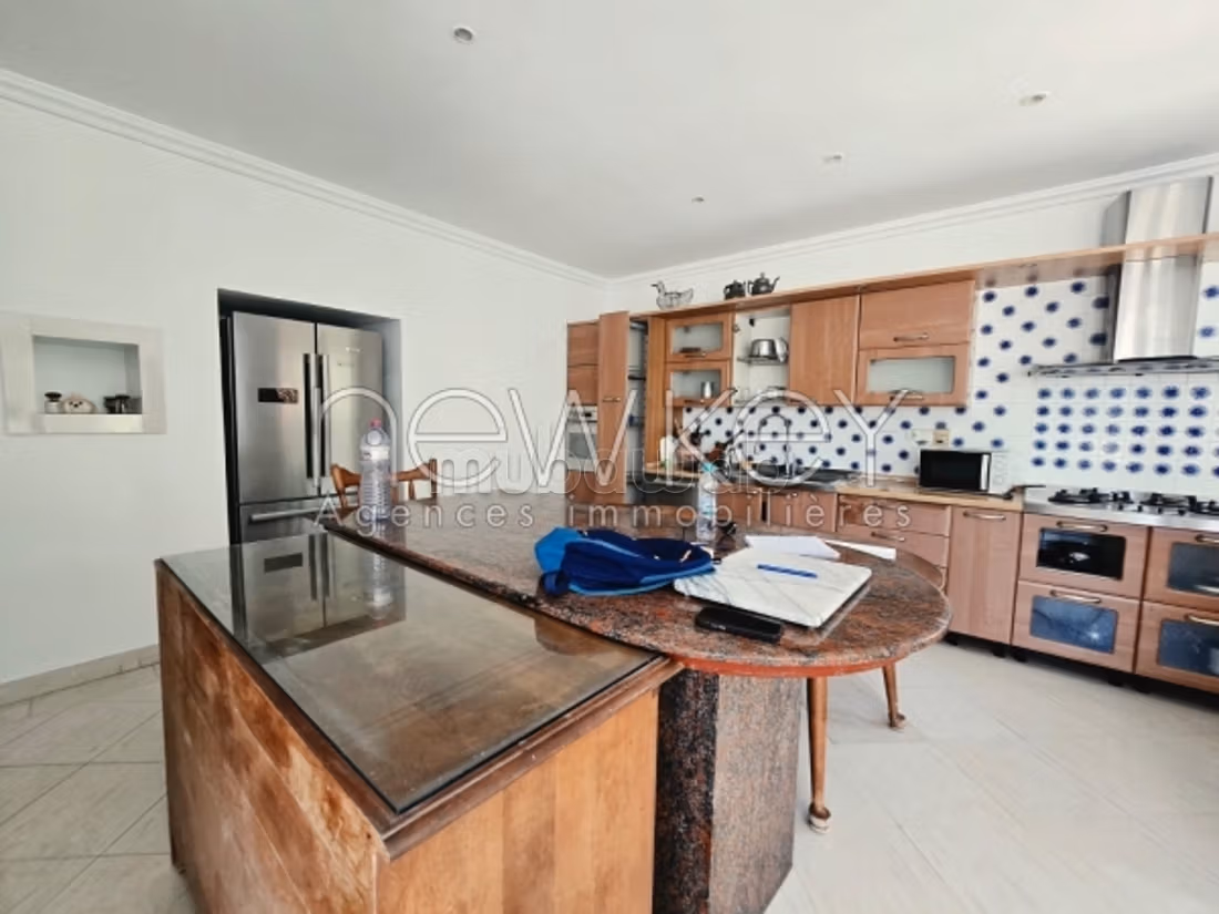A louer une villa meublée s3 à Gammarth