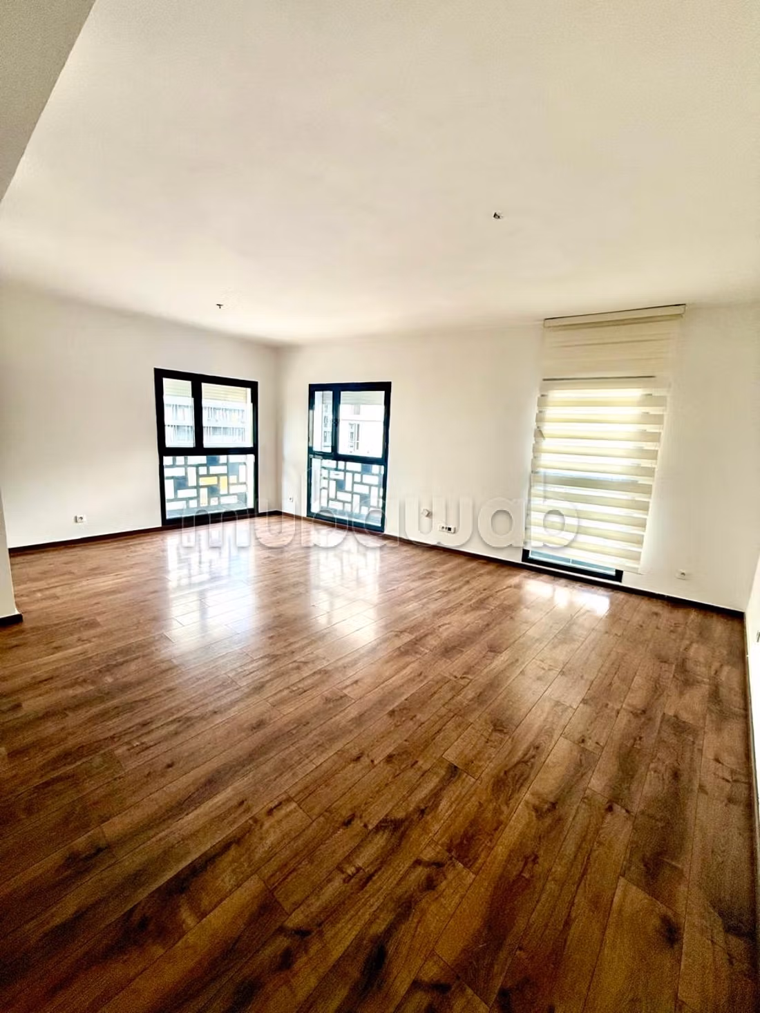 Charmant duplex à louer — 4