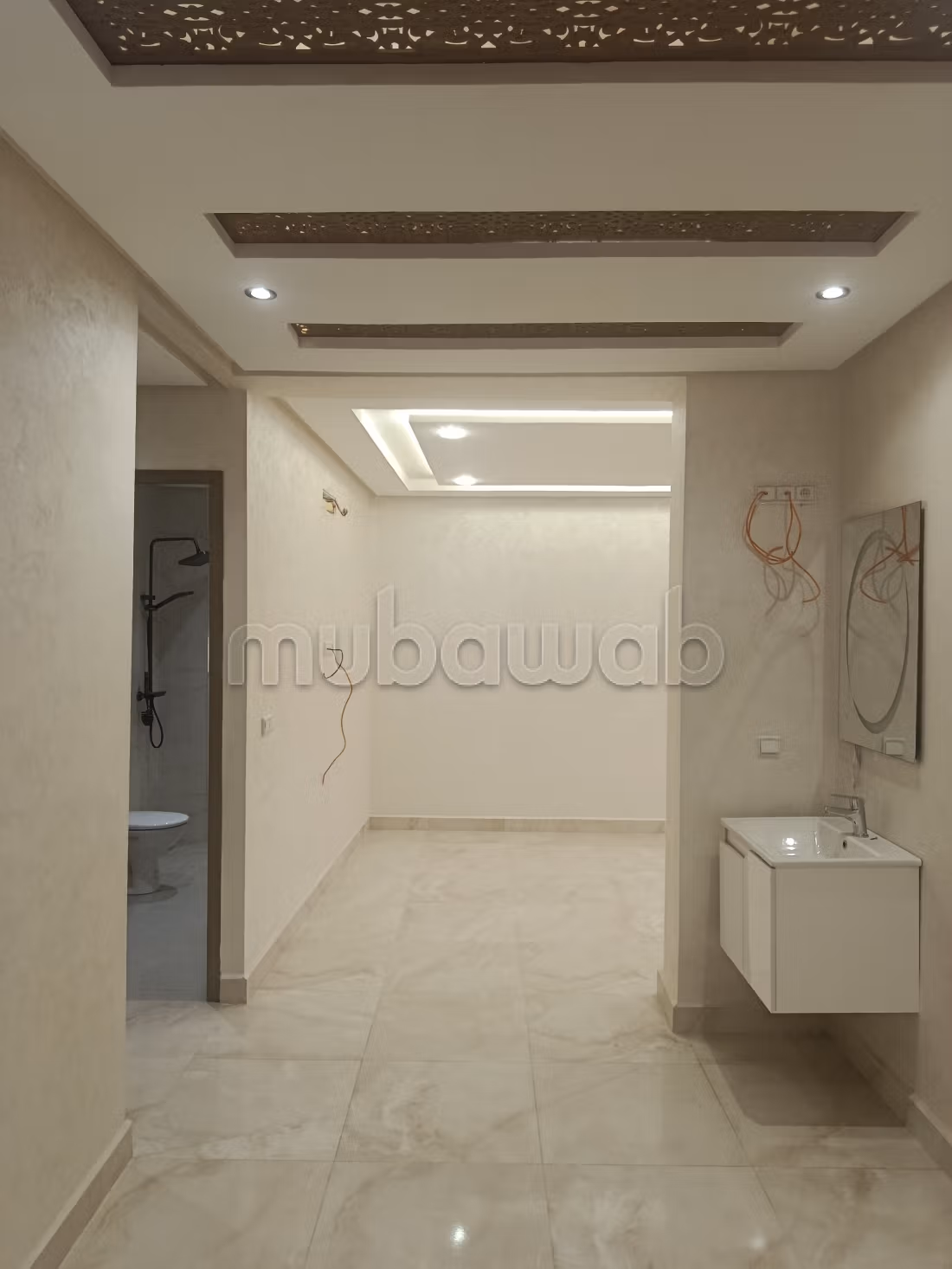 Bel appartement à vendre à Mhamid. 4 grandes pièces. Porte blindée, sécurité — 6