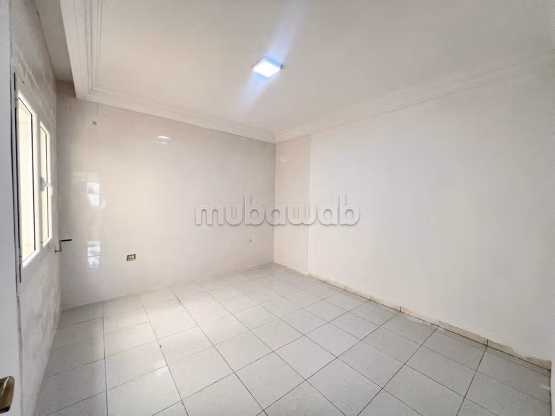 A louer: Appartement en S3 vide à Hammamet