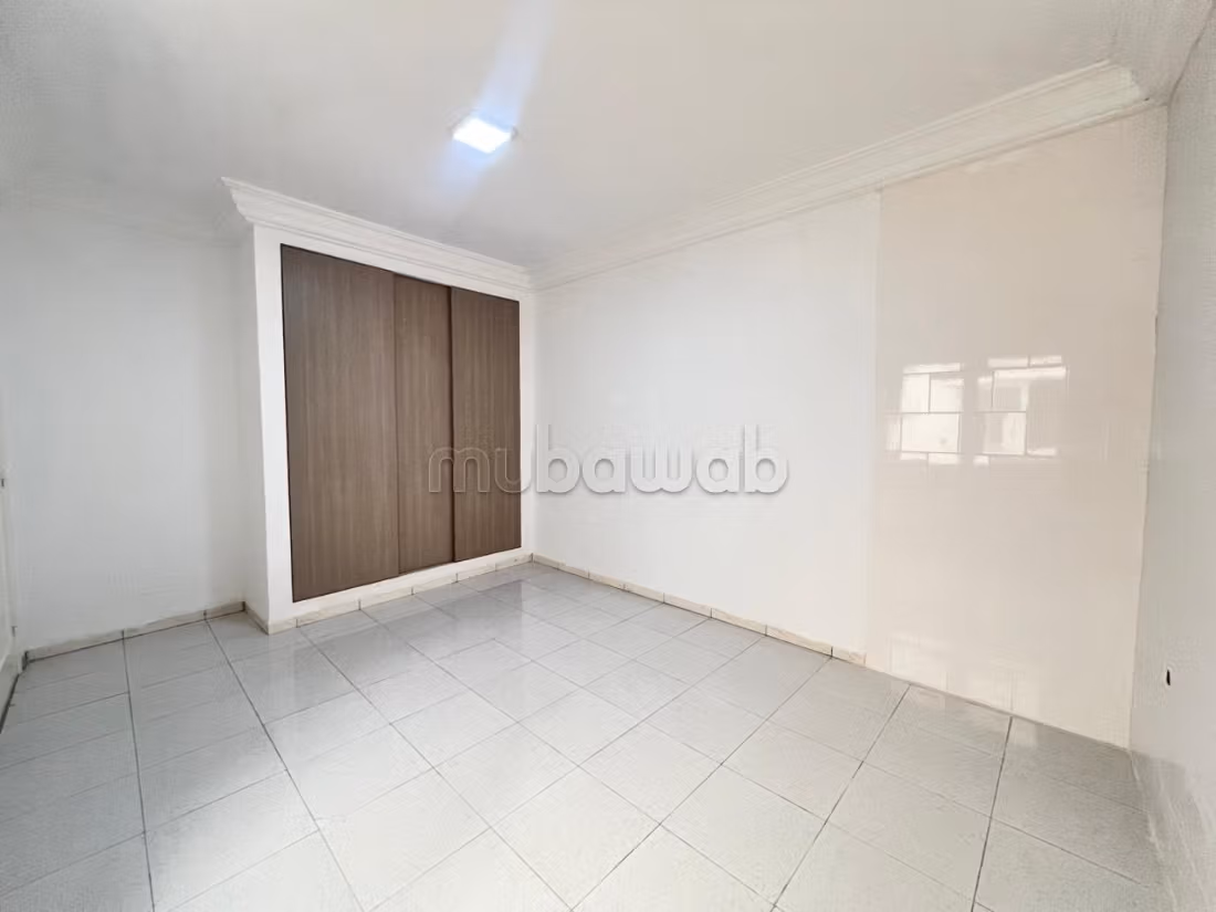 A louer: Appartement en S3 vide à Hammamet