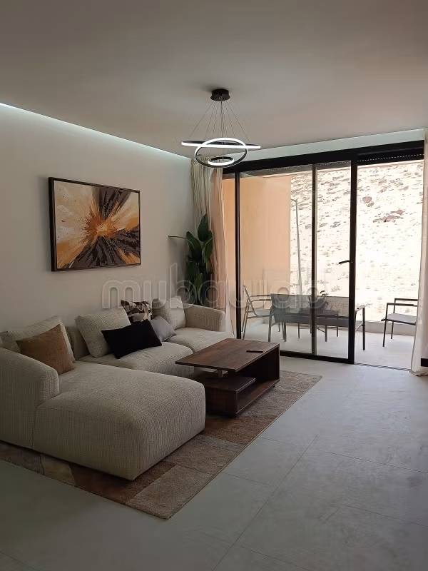 Vendere appartamento a Camp Al Ghoul. Superficie 55 m²