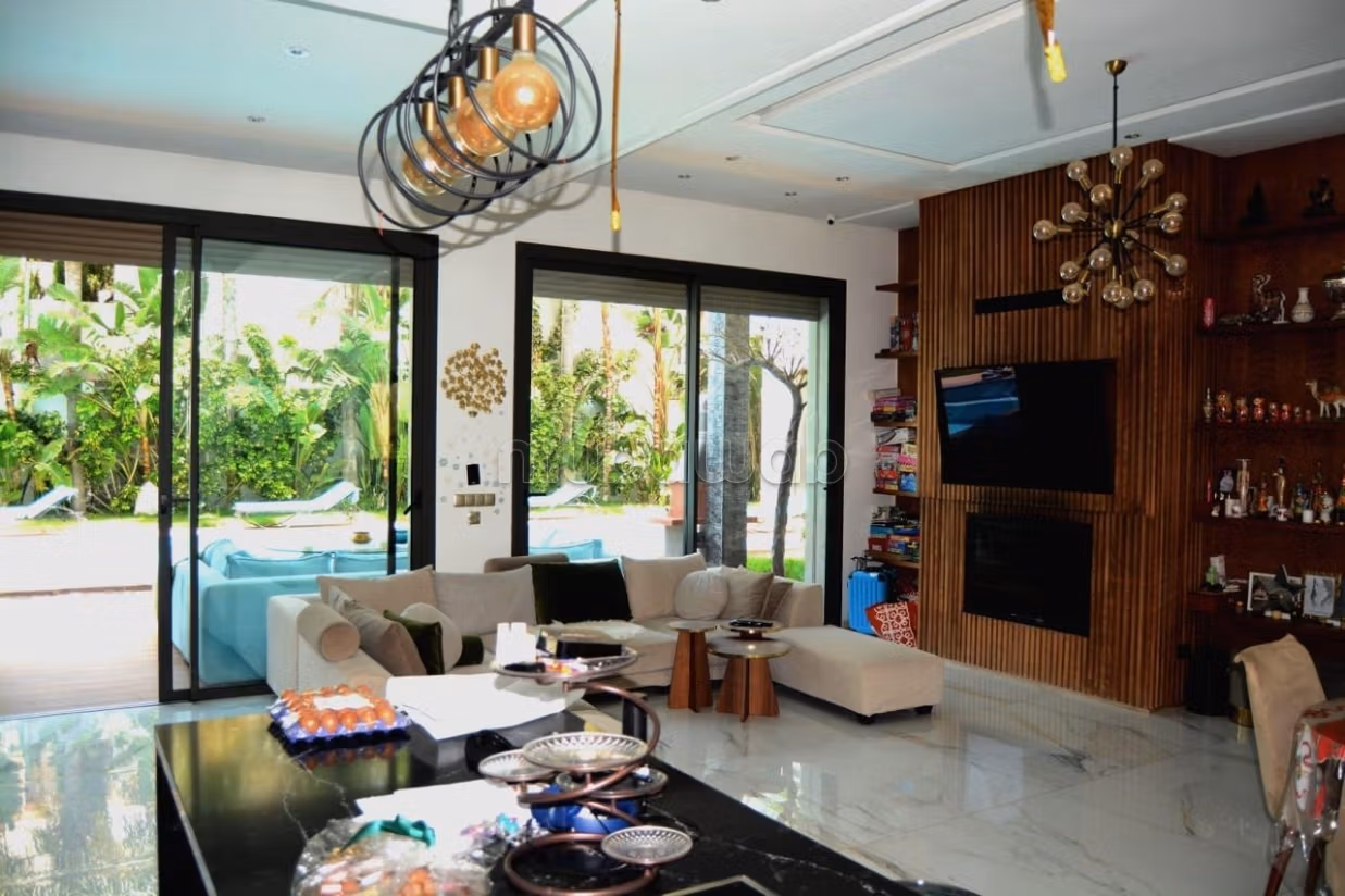 Exceptional villa with sea view
