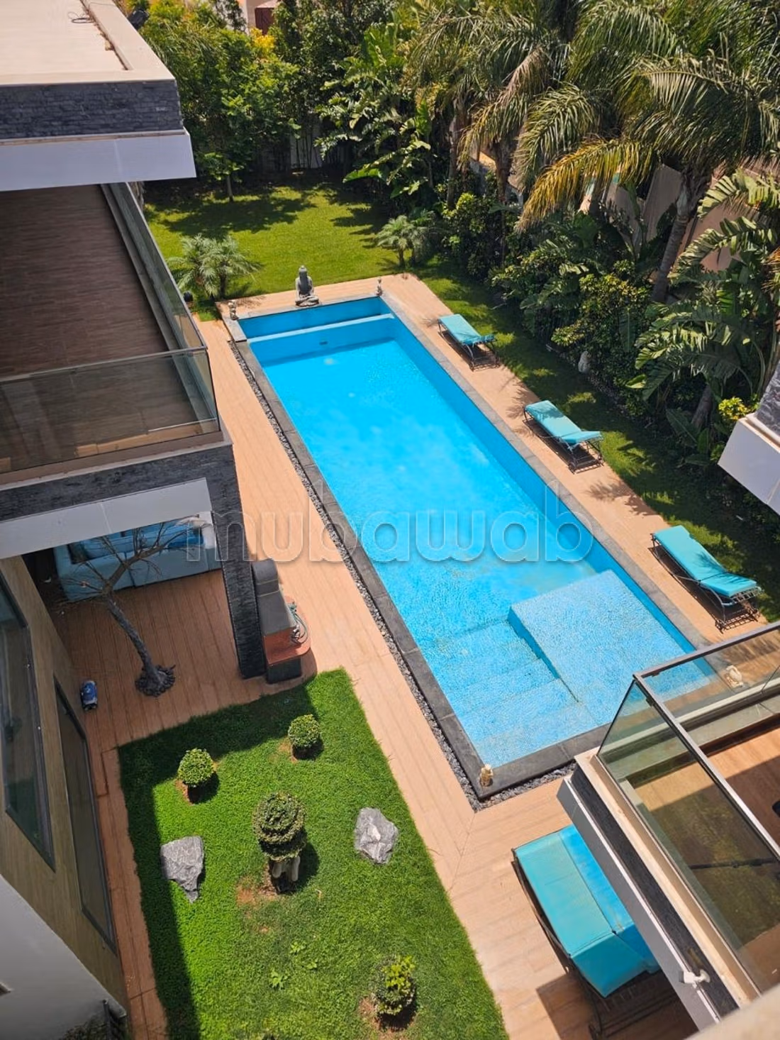 Exceptional villa with sea view