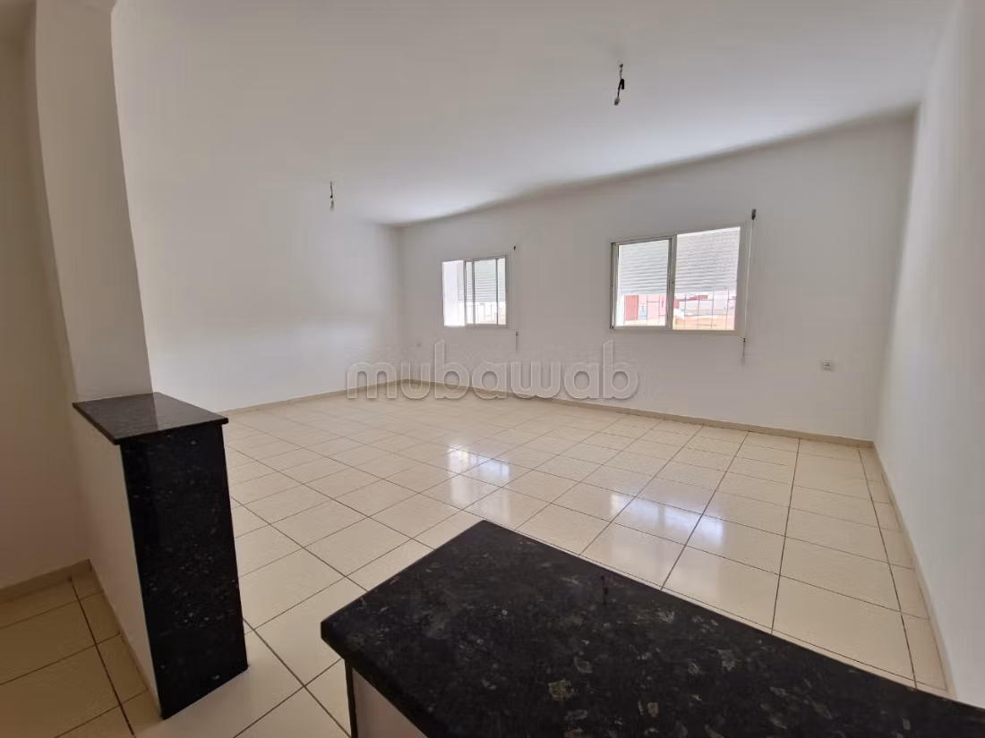Appartement traversant lumineux avec toit terrasse