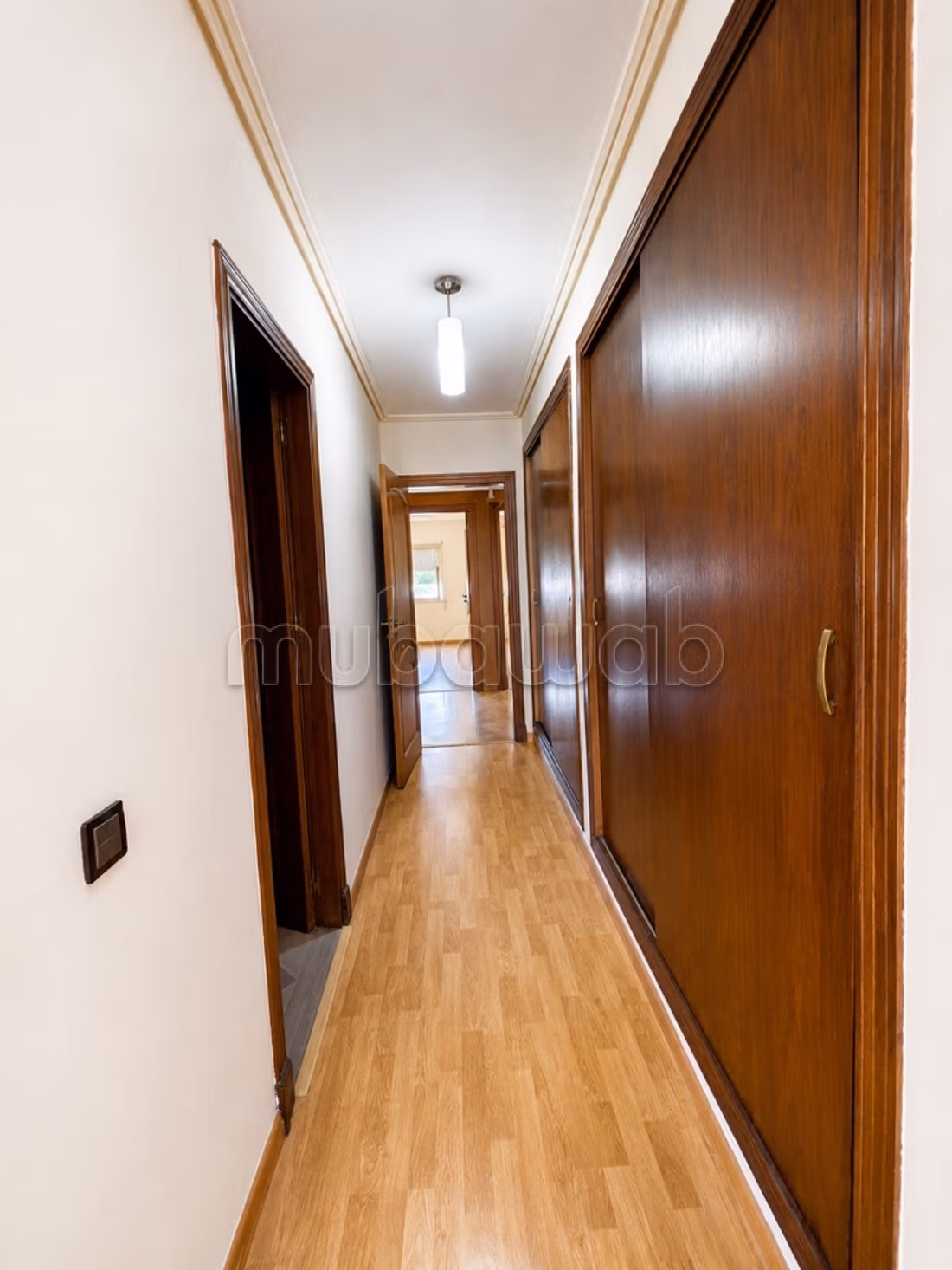 Appartement 3 Chambres à Louer à Racine — 3