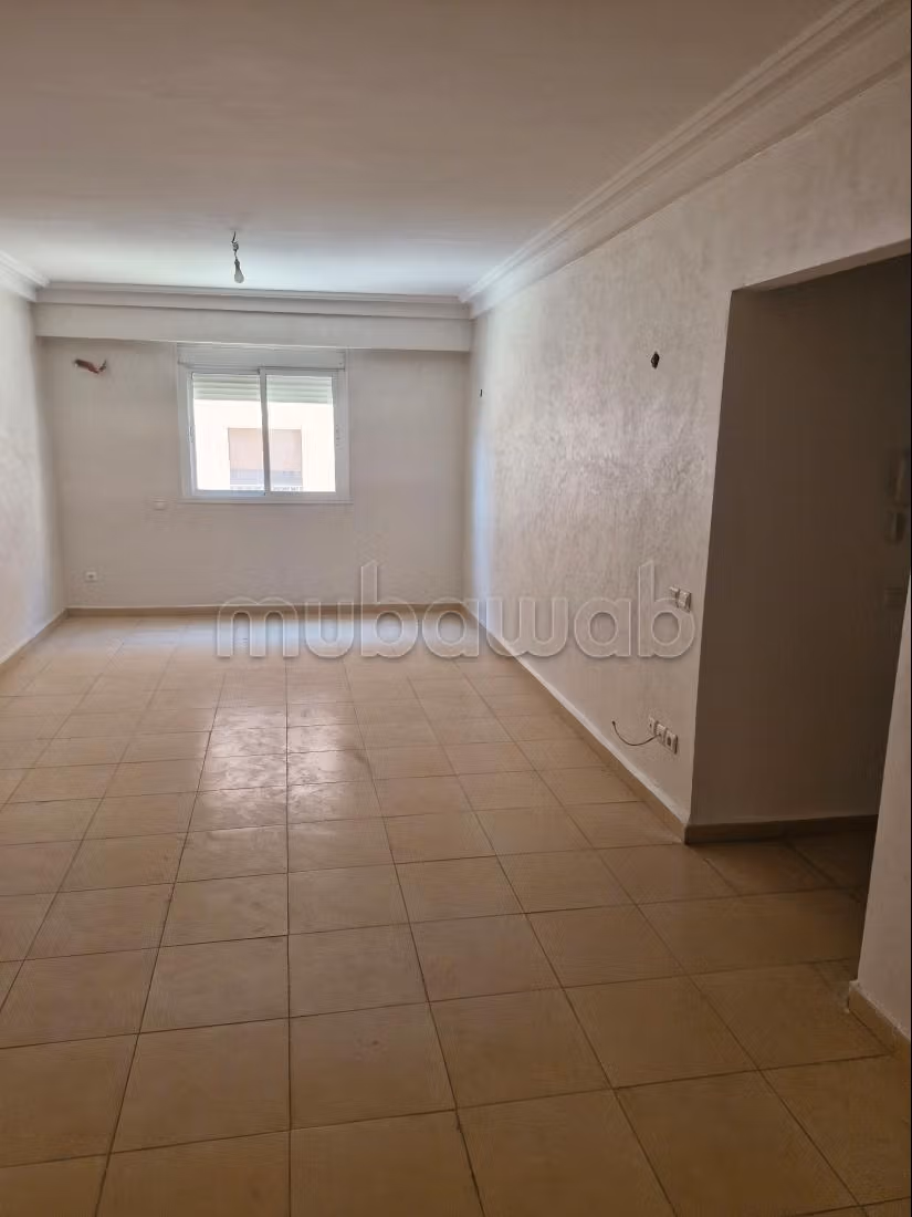 Superbe appartement à louer à Ouasis. 3 pièces confortables...
