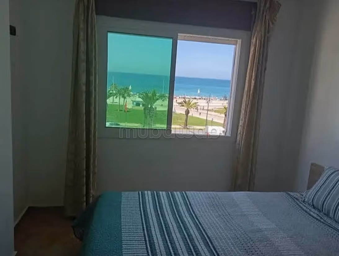 Bellissimo appartamento in affitto a M'Diq. Superficie di 68 m². Arredato