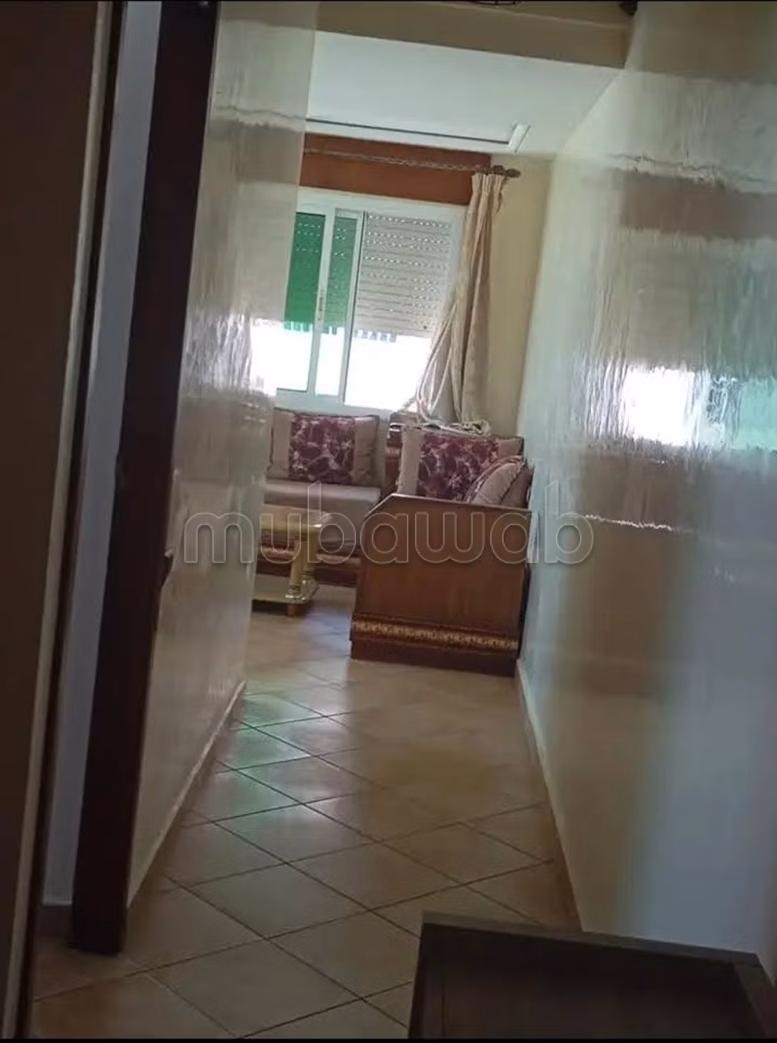 Bellissimo appartamento in affitto a M'Diq. Superficie di 68 m². Arredato