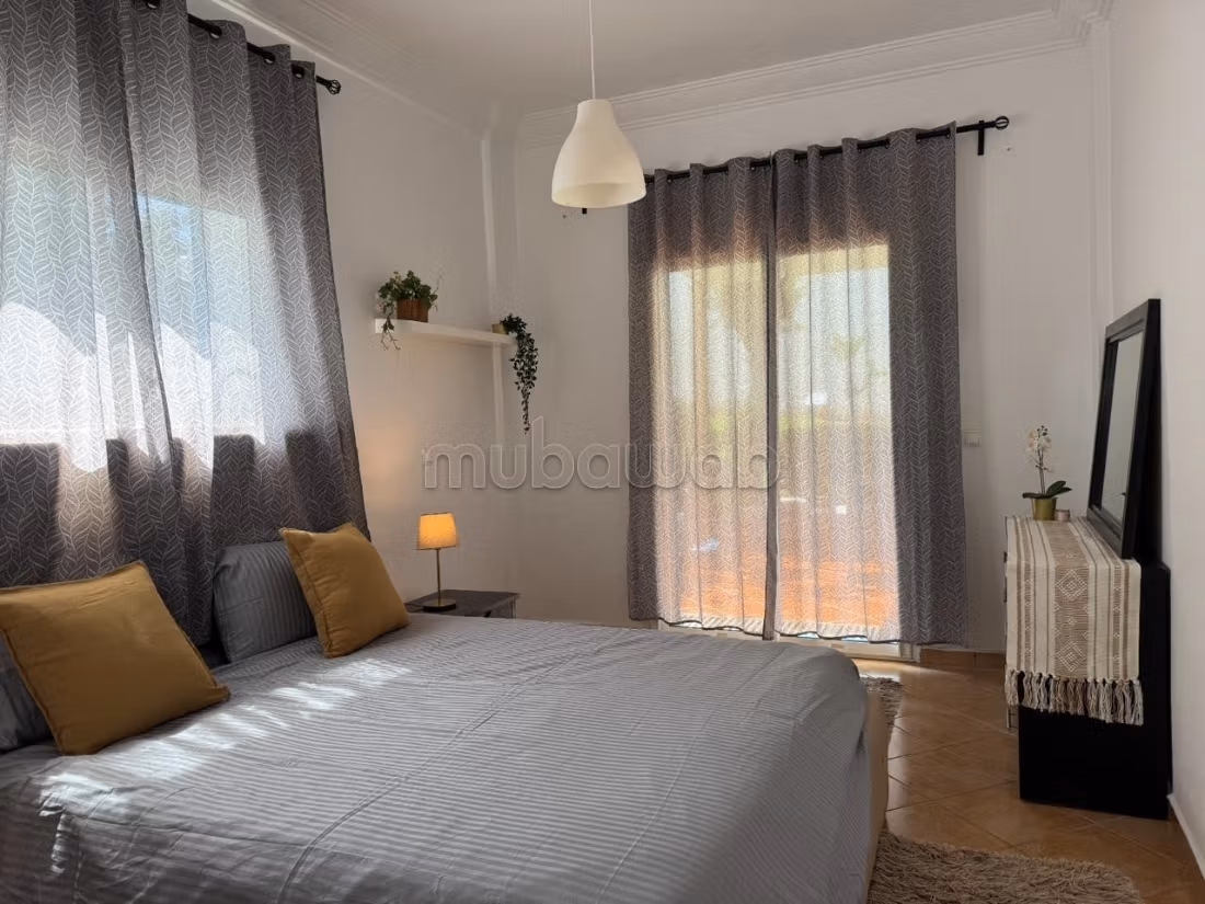 Appartment te huur in M'Diq. 2 kamers. Ingebouwde oven
