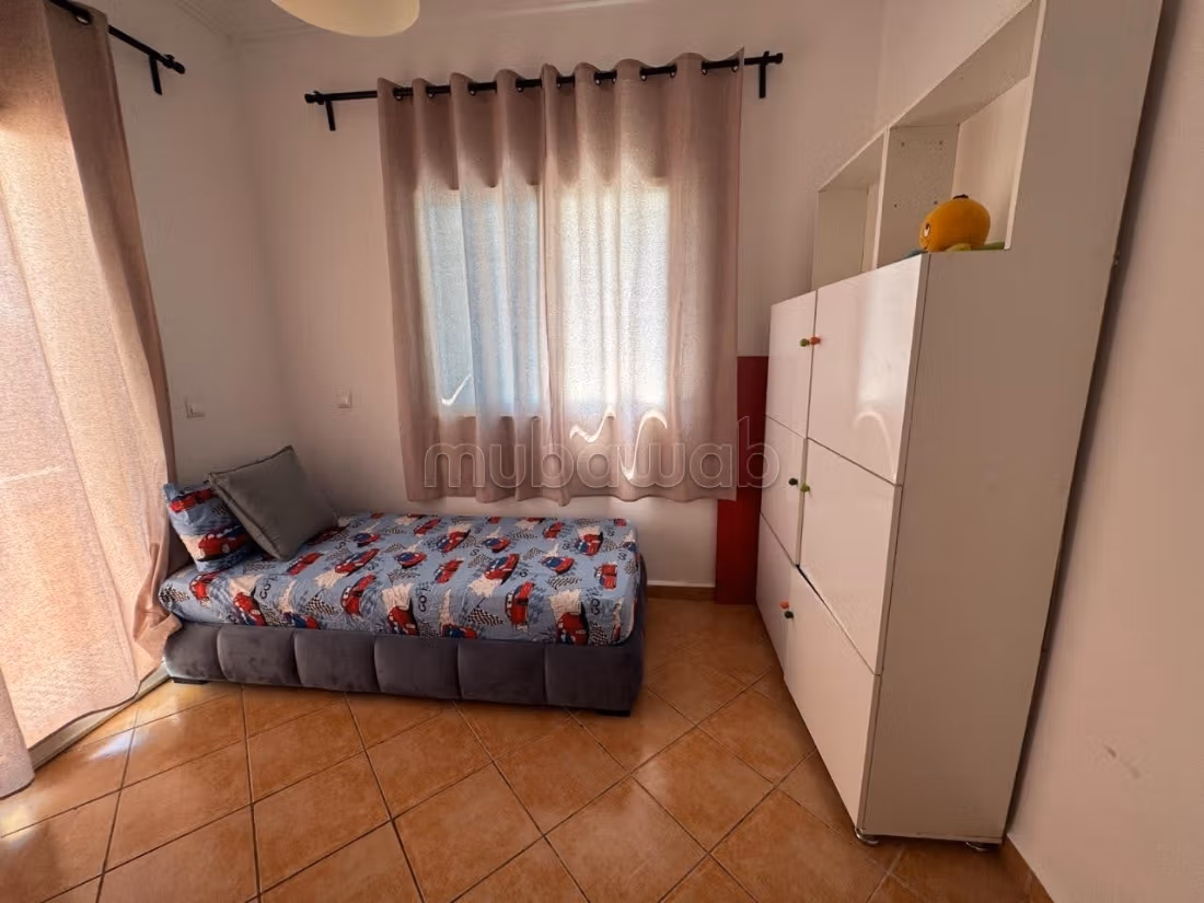 Appartment te huur in M'Diq. 2 kamers. Ingebouwde oven