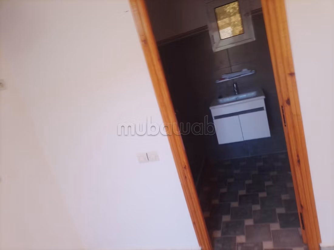 Achat de terrain à Route Casablanca. Surface totale 12000 m²