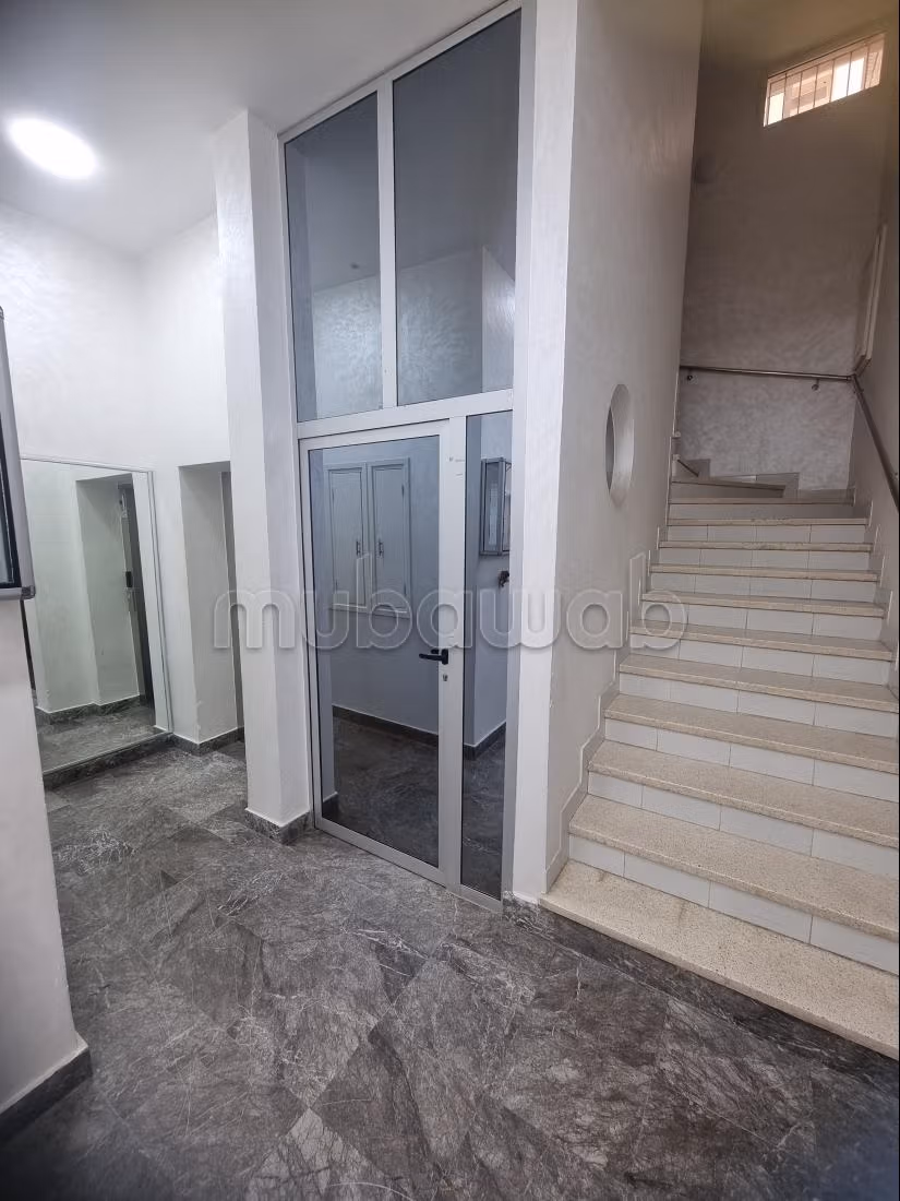 Bel appartement en location à Charaf. 2 chambres. Meublé — 3