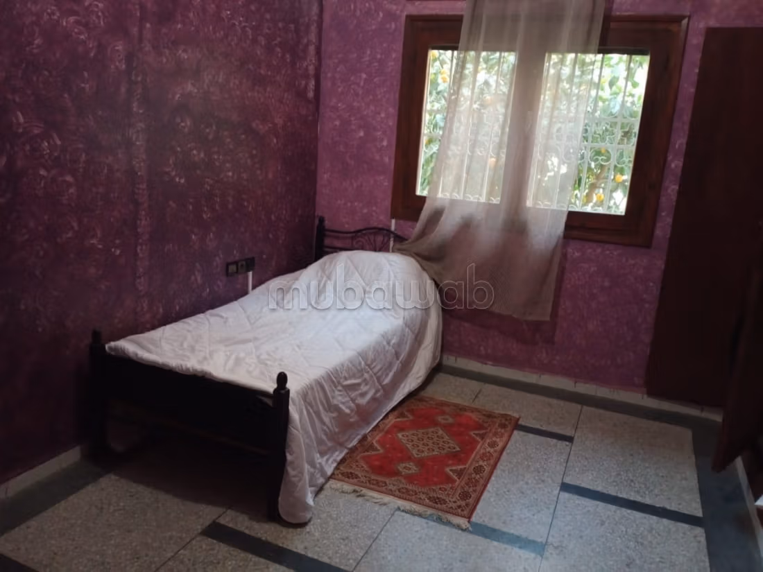 Vente villa à Al Adarissa. 4 salons, 6 chambres. Grande terrasse
