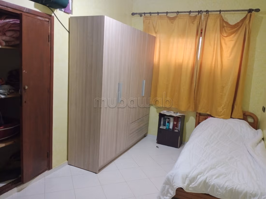 Vente villa à Al Adarissa. 4 salons, 6 chambres. Grande terrasse