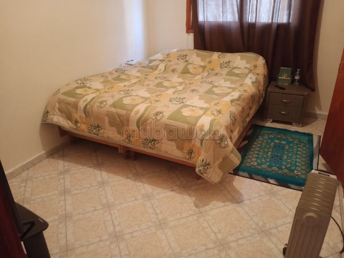Vente villa à Al Adarissa. 4 salons, 6 chambres. Grande terrasse
