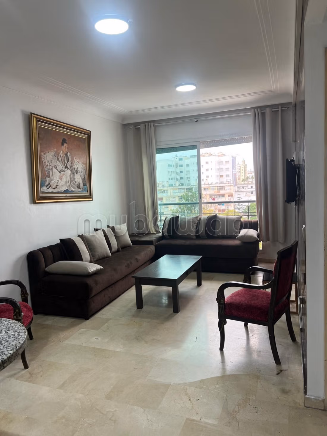 Studio in affitto a Borgogna – Completamente arredato