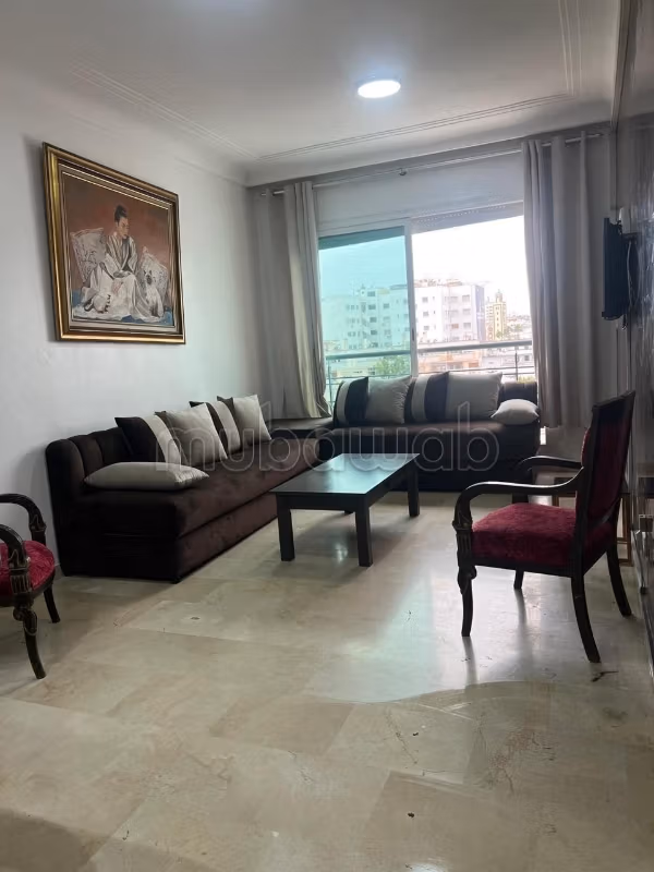 Studio in affitto a Borgogna – Completamente arredato