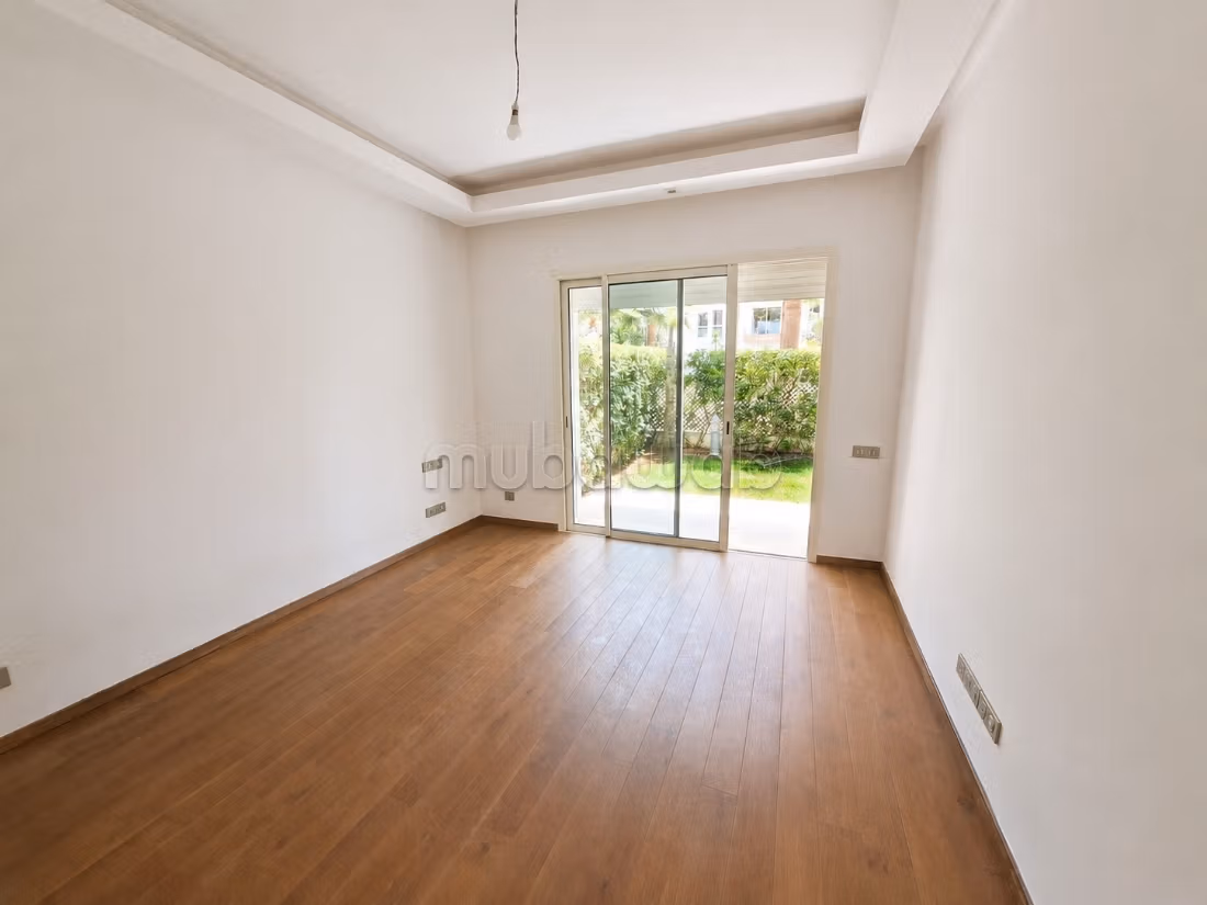 Appartement RDJ 310m² à louer à SOUISSI — 5