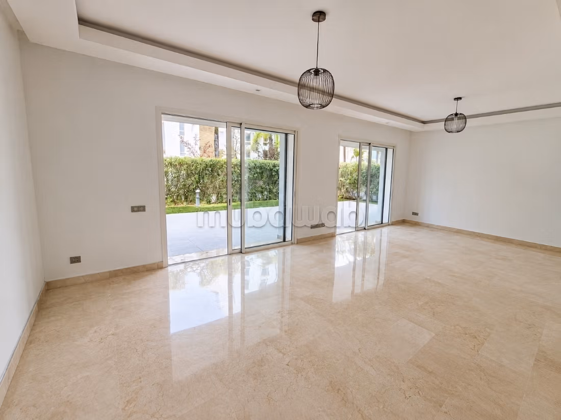 Appartement RDJ 310m² à louer à SOUISSI