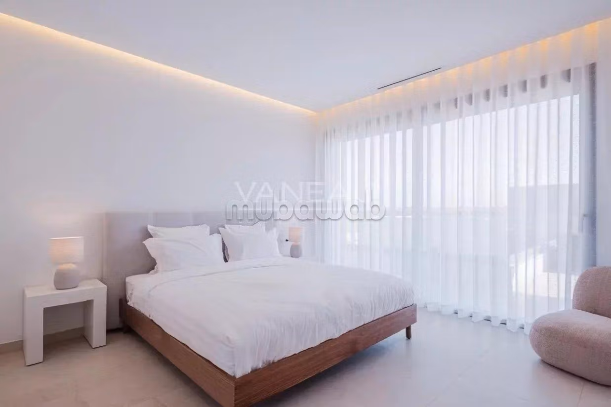 Contemporary villa with 5 bedrooms on Ourika Road