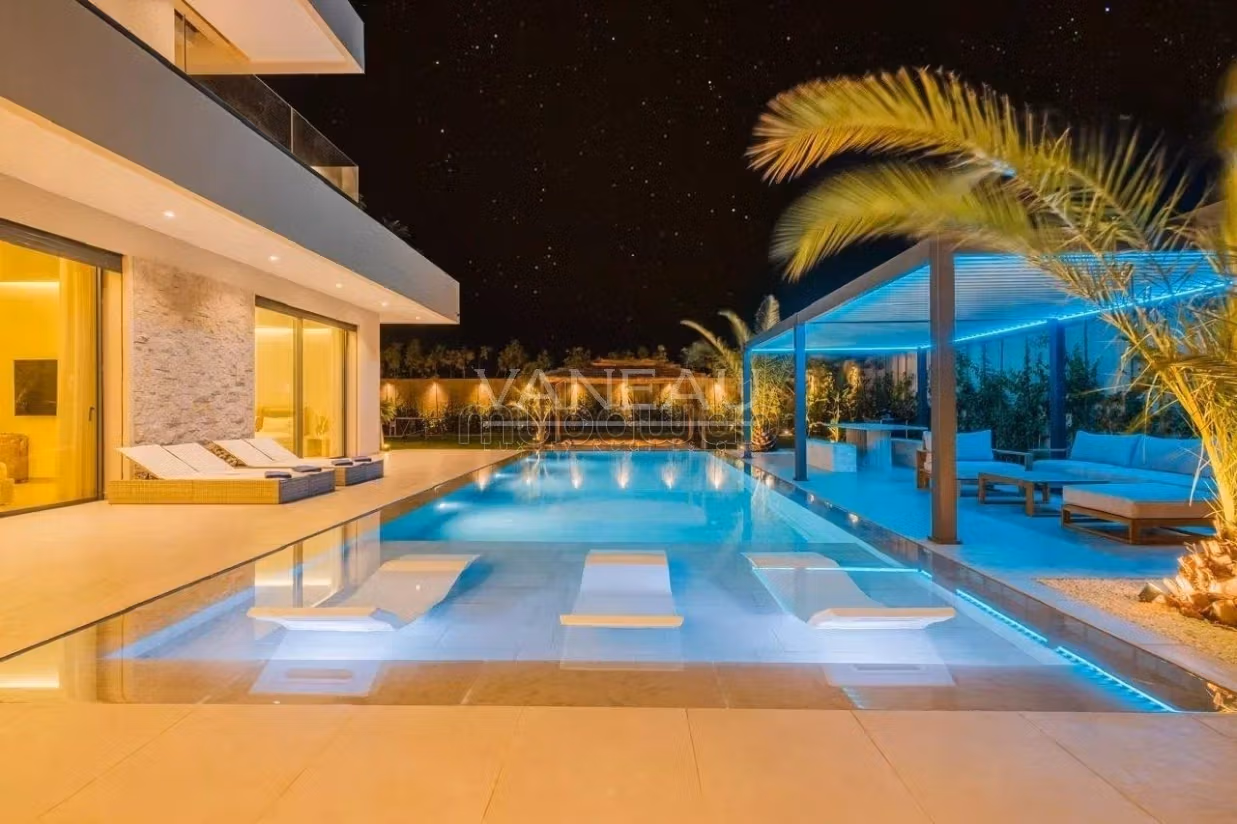Contemporary villa with 5 bedrooms on Ourika Road