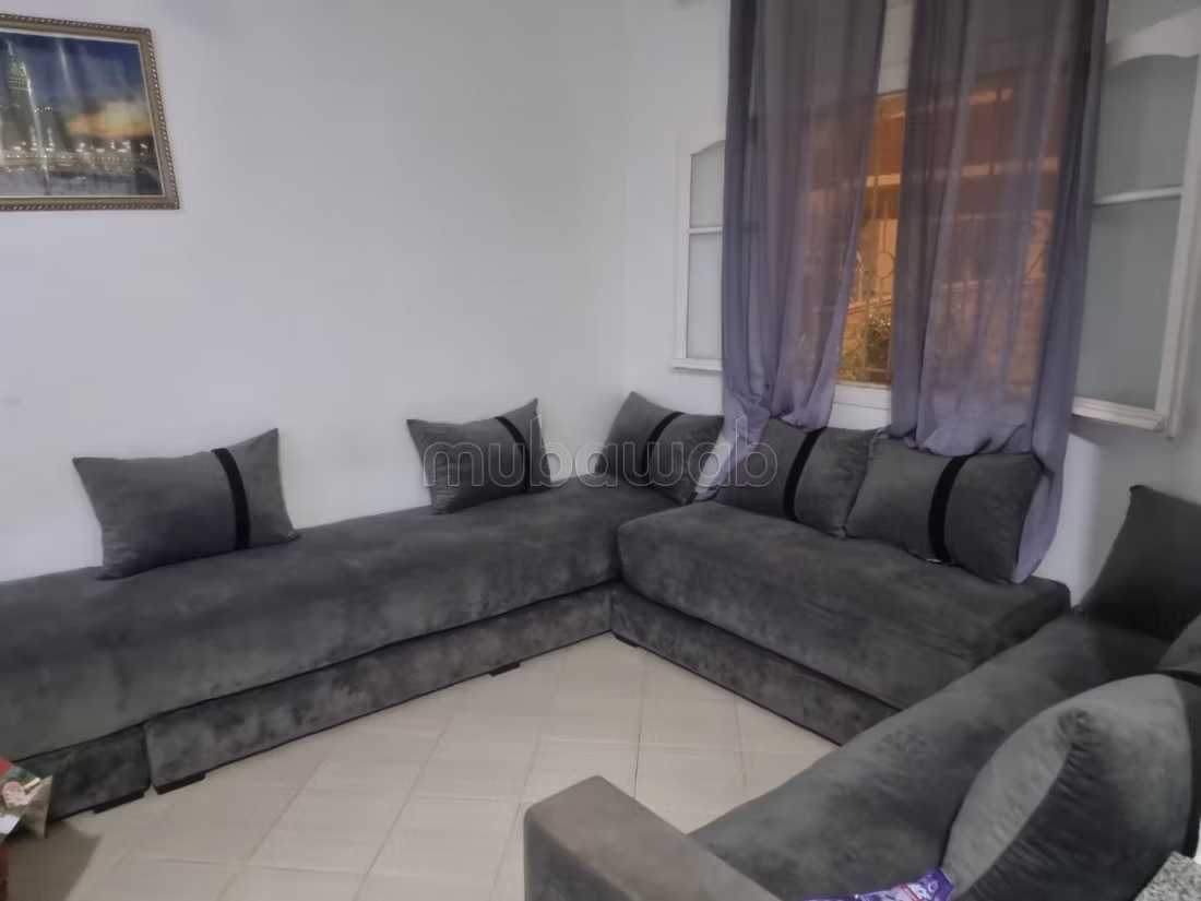 Apartments for rent in Saidia. Total area 70 m². Sturdy door, Moroccan lounge.
