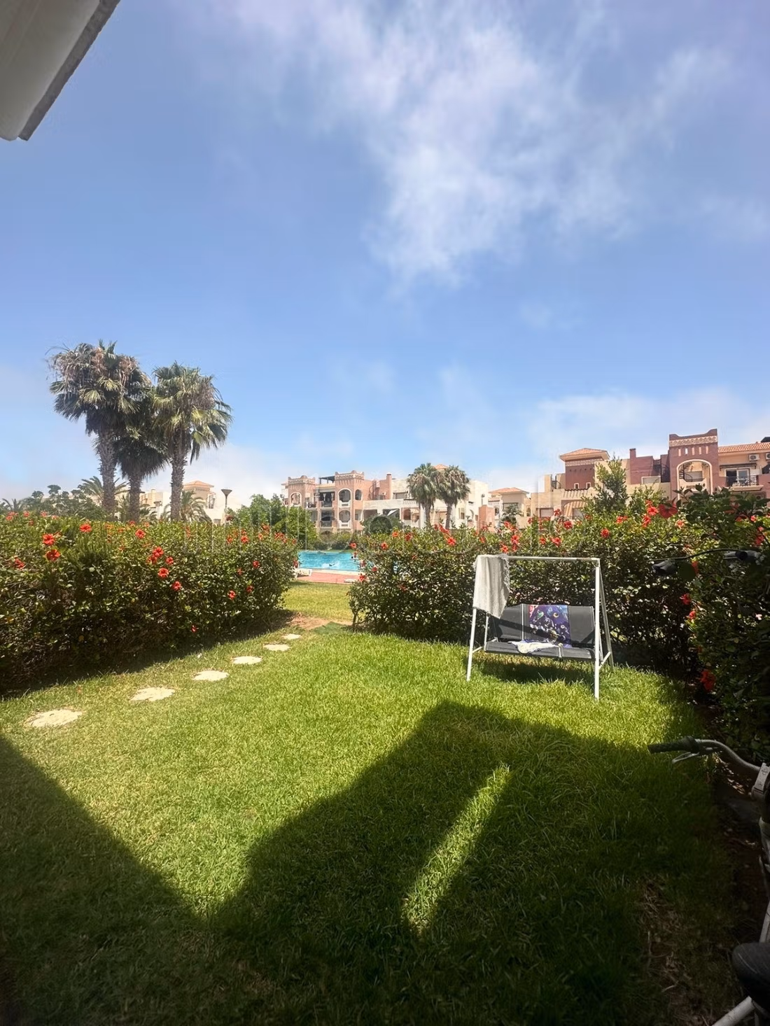Apartments for rent in Saidia. Area 80 m². Secure residence equipped with a satellite channel reception system.