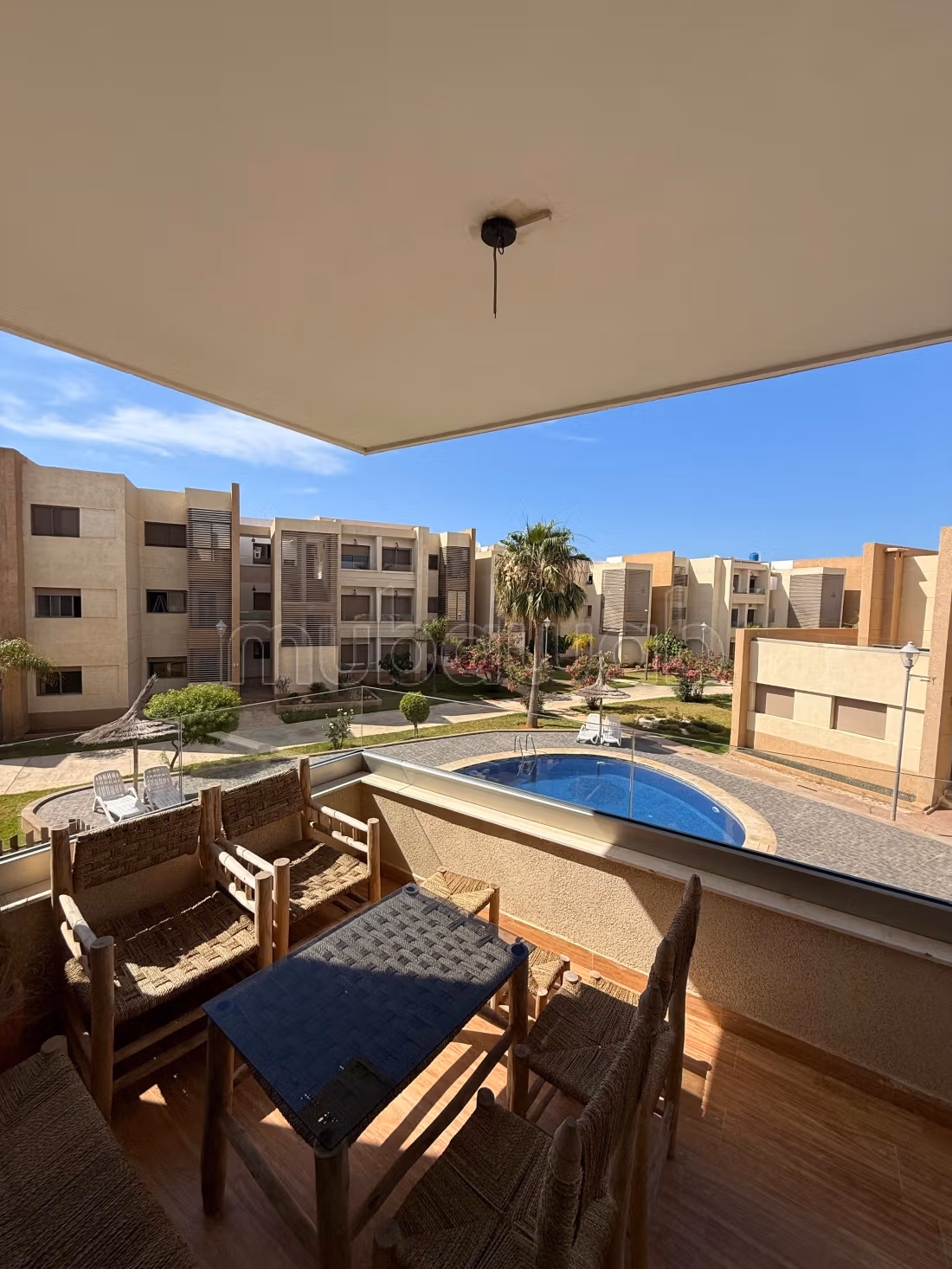 Apartments for rent in Saidia. Area 80 m². Secure residence equipped with a satellite channel reception system.