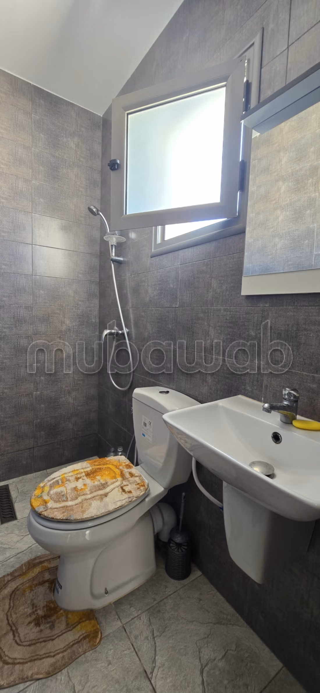 Affitto di un appartamento a Midoun. Superficie di 70 m². Posti auto e terrazza