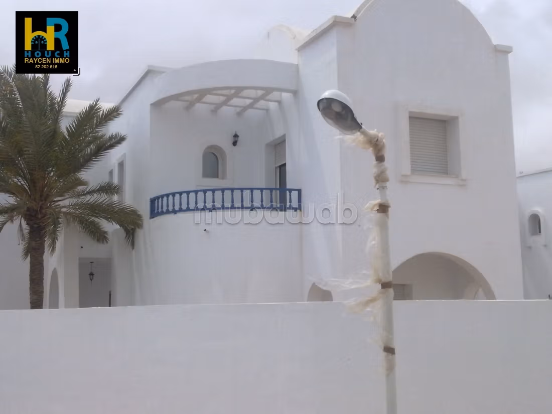 High-end house for sale in Midoun. 3 comfortable bedrooms. Terrace and garden