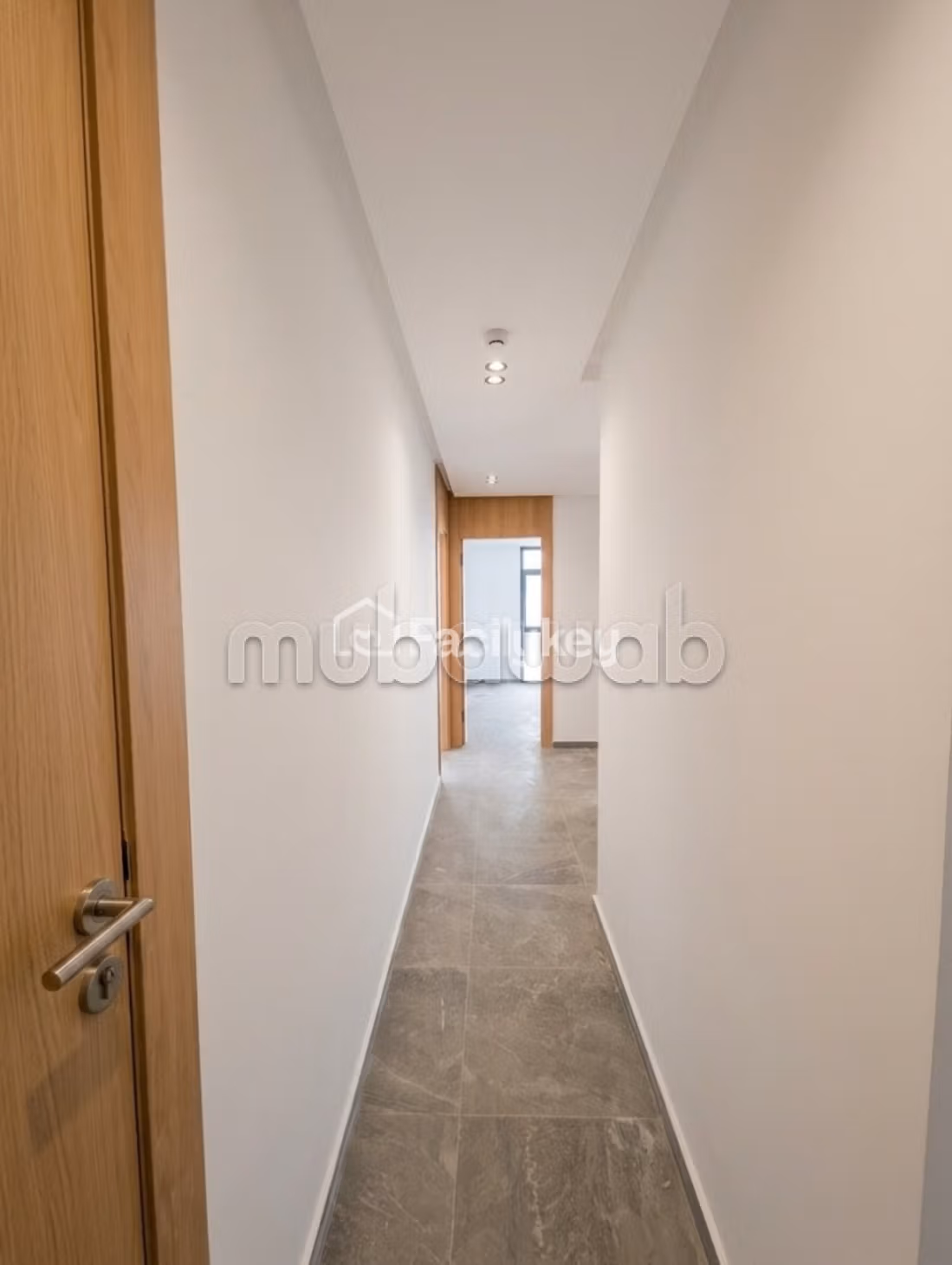 Local comercial de 450 m² en Dar Bouazza