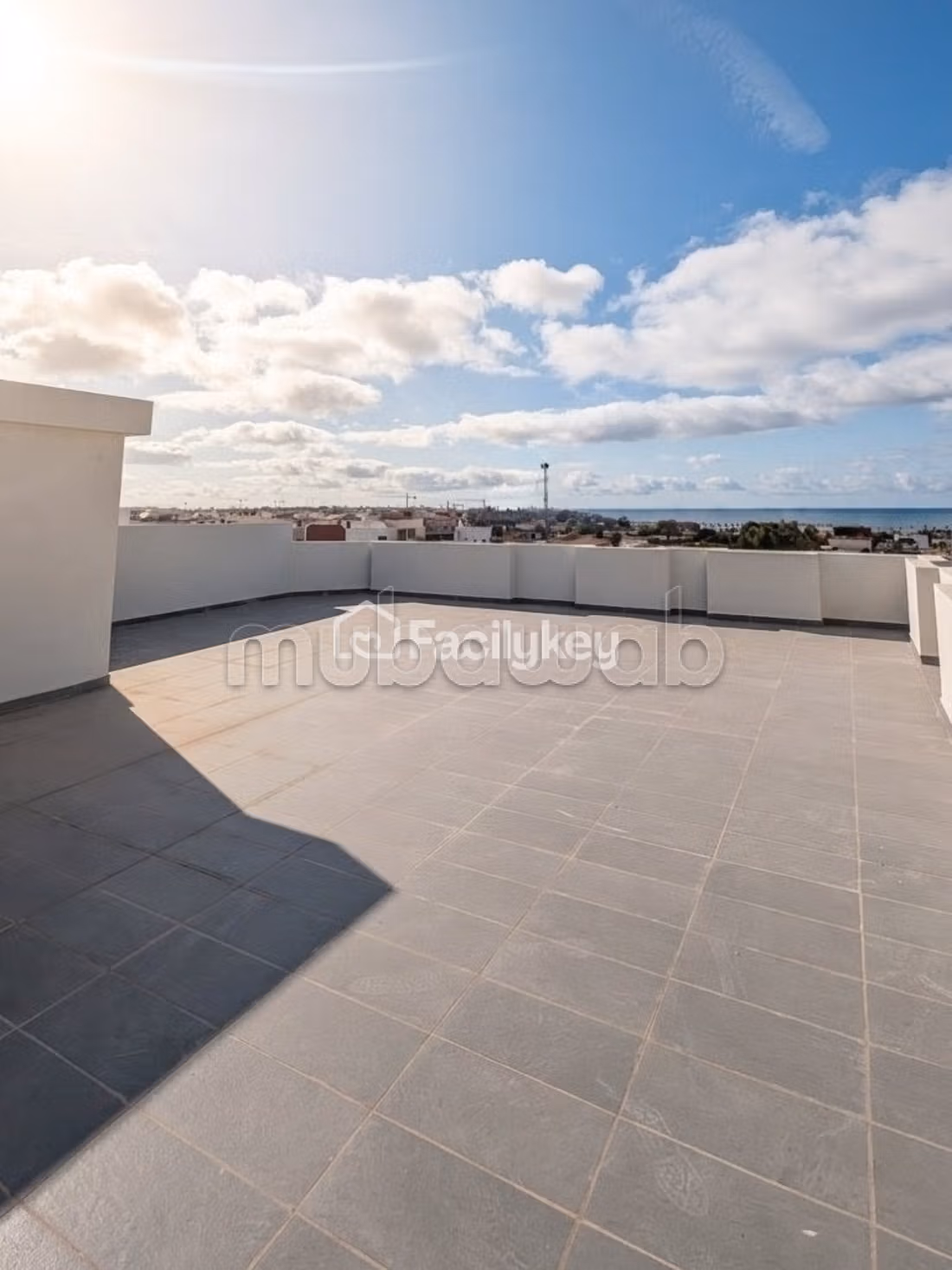 Local comercial de 450 m² en Dar Bouazza