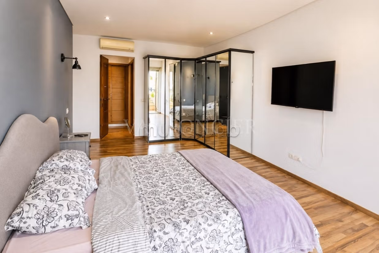Location Superbe Appartement Meublé 3Chambres avec terrasse 
Ain Diab, Casablanca