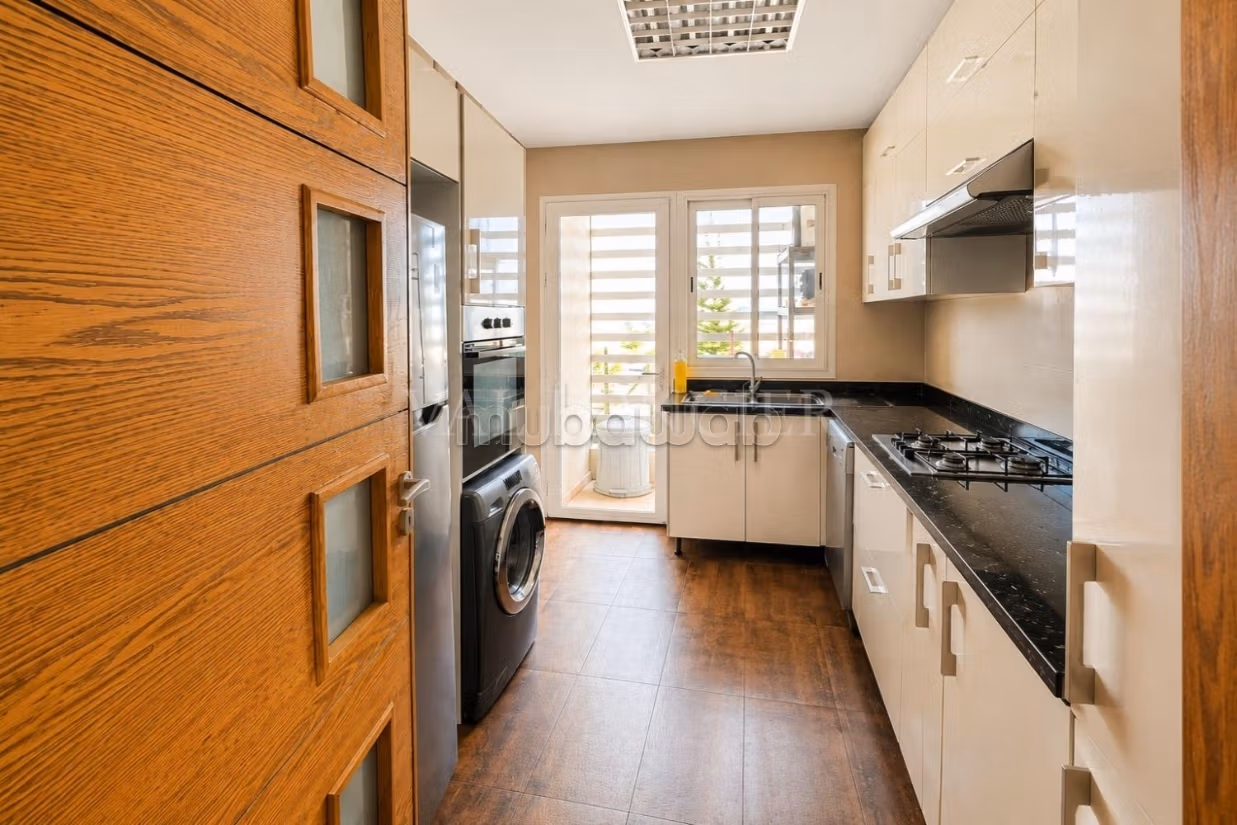Location Superbe Appartement Meublé 3Chambres avec terrasse 
Ain Diab, Casablanca