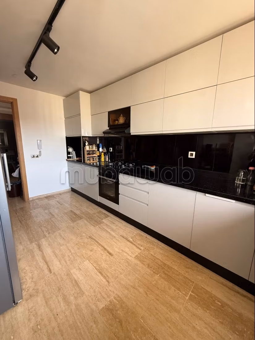 Appartement 125 m² quasi neuf 3 chambres Darbouaza