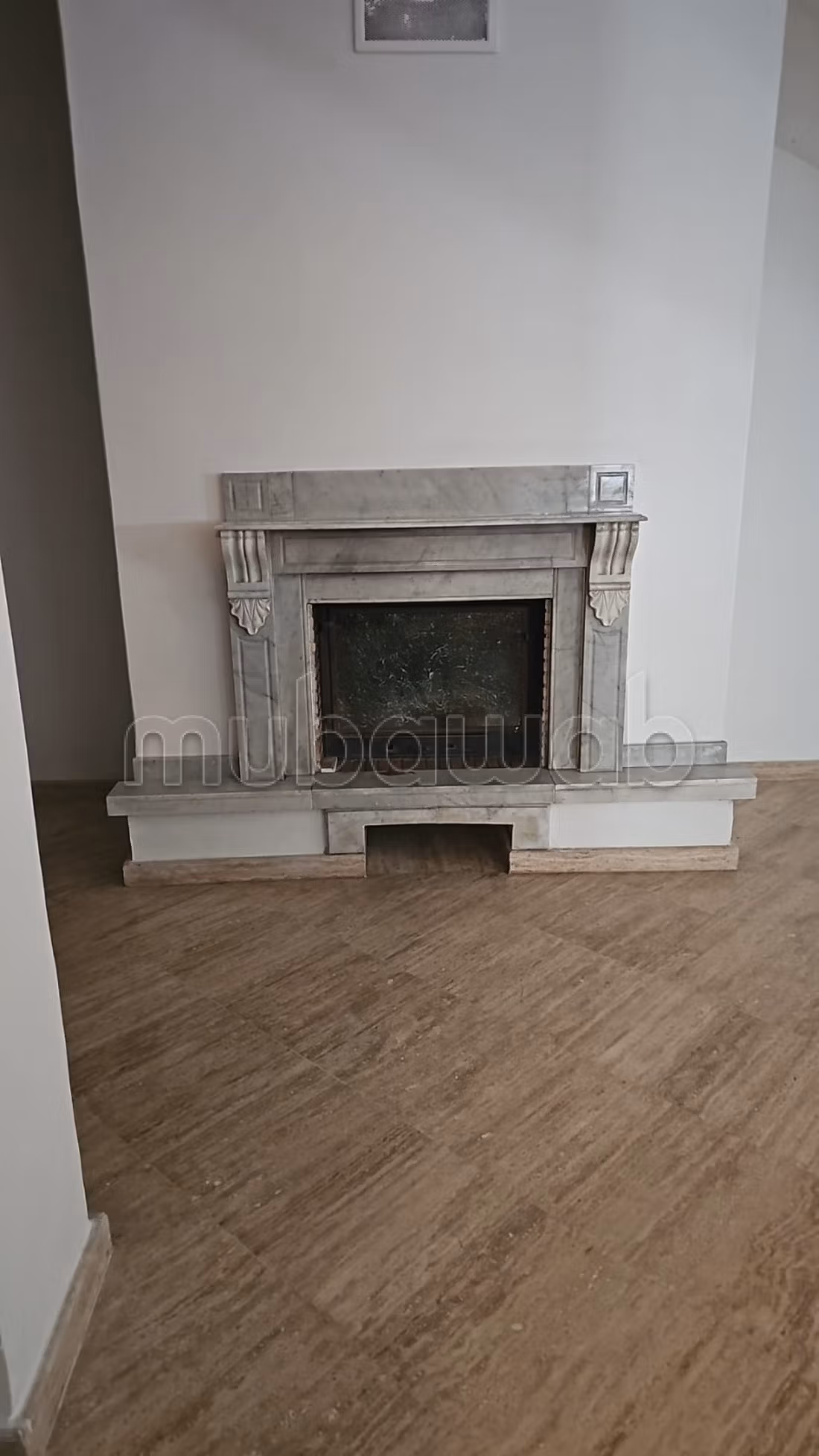 Location empty villa with swimming pool in Ain Diab